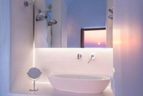 Luxury Santorini Villa Villa Pori Blanca Master Suite Private Pool and Stunning Sea View Near Pori Beach